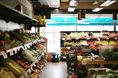 好特賣百貨超市 以酒類經營為橋梁，將過剩資源轉化為愛心資源